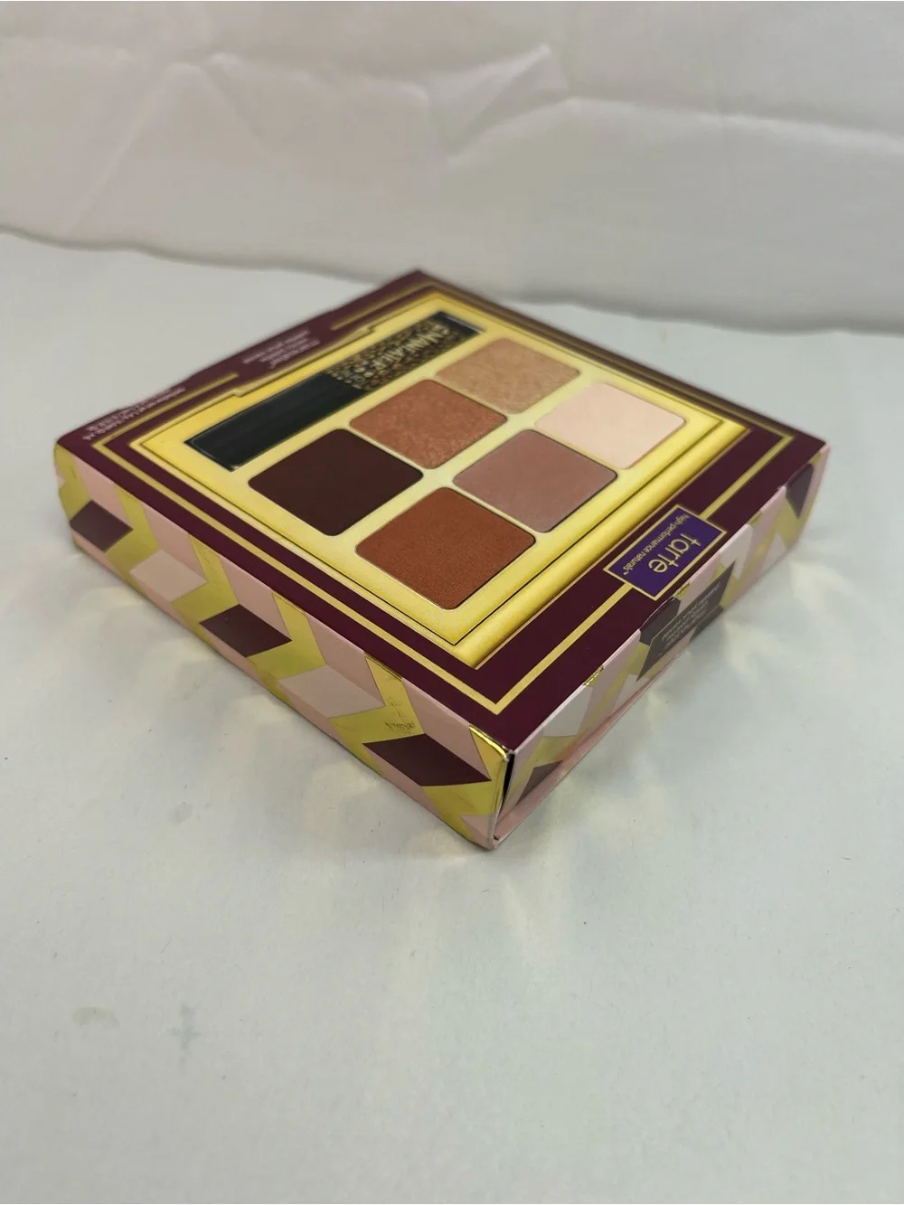 tarte Maneater Eyeshadow Palette – Peach, Copper & Deep Burgundy Shades